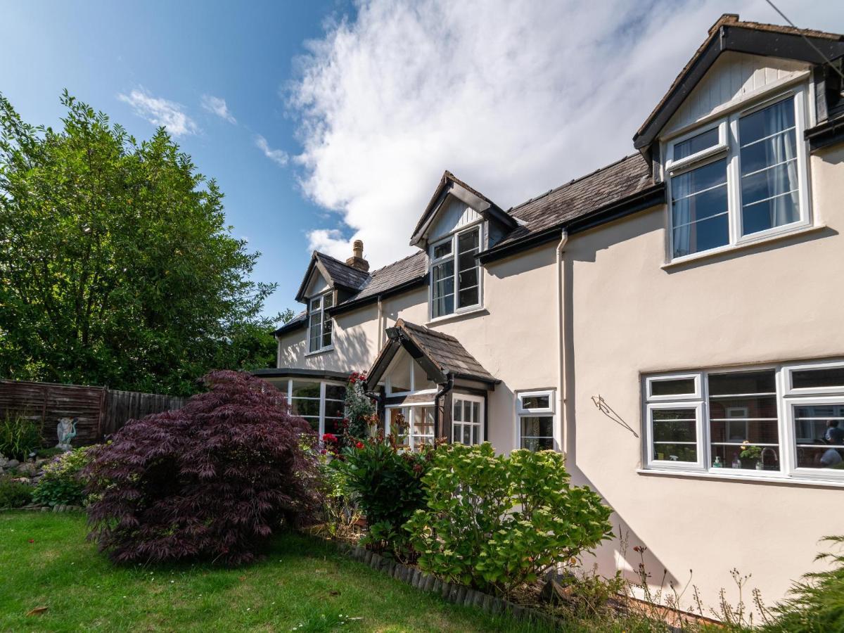 Eleri Cottage Great Malvern Exteriör bild